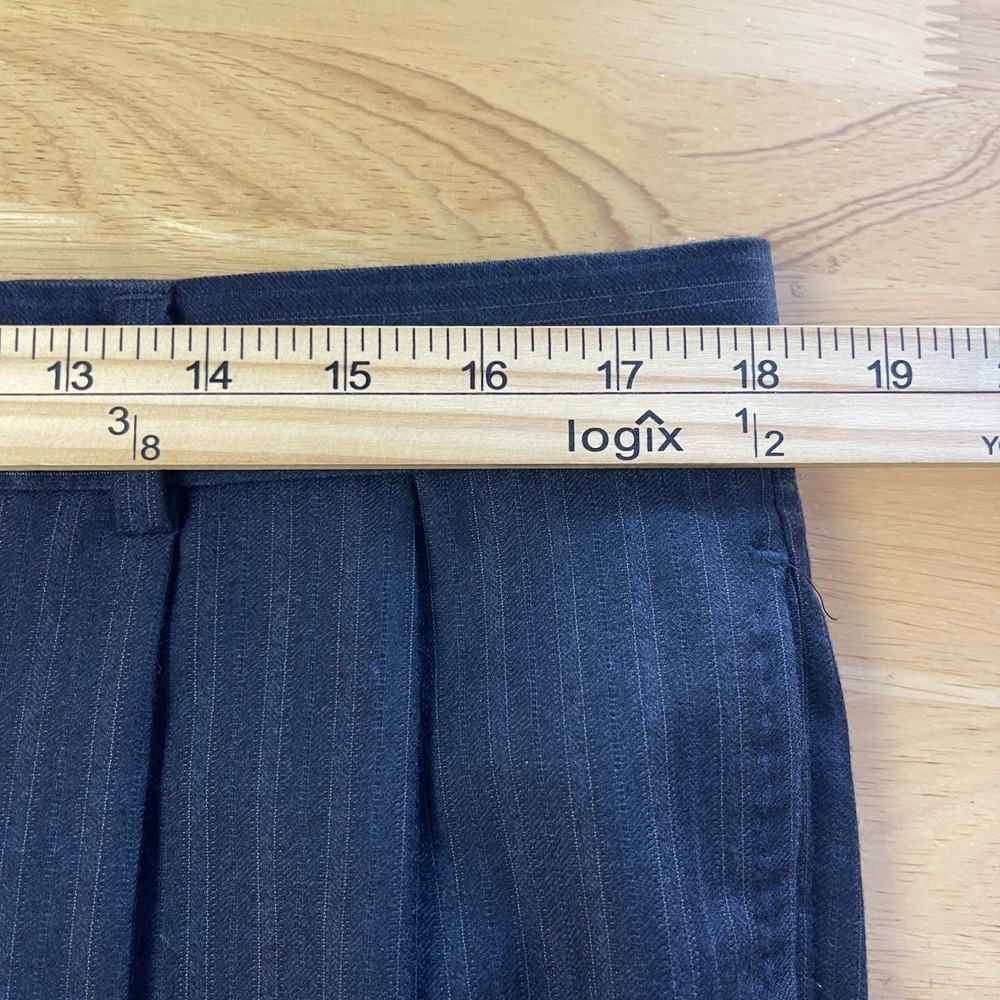 Jos A Bank 2-Piece Suit 42R 36x29 100% Wool Navy Blue Pin Striped Jacket  Pants - Picture 14 of 16